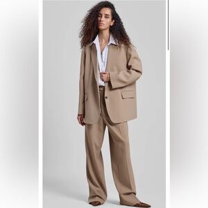 The Frankie Shop Bea Blazer sz M Latte $385